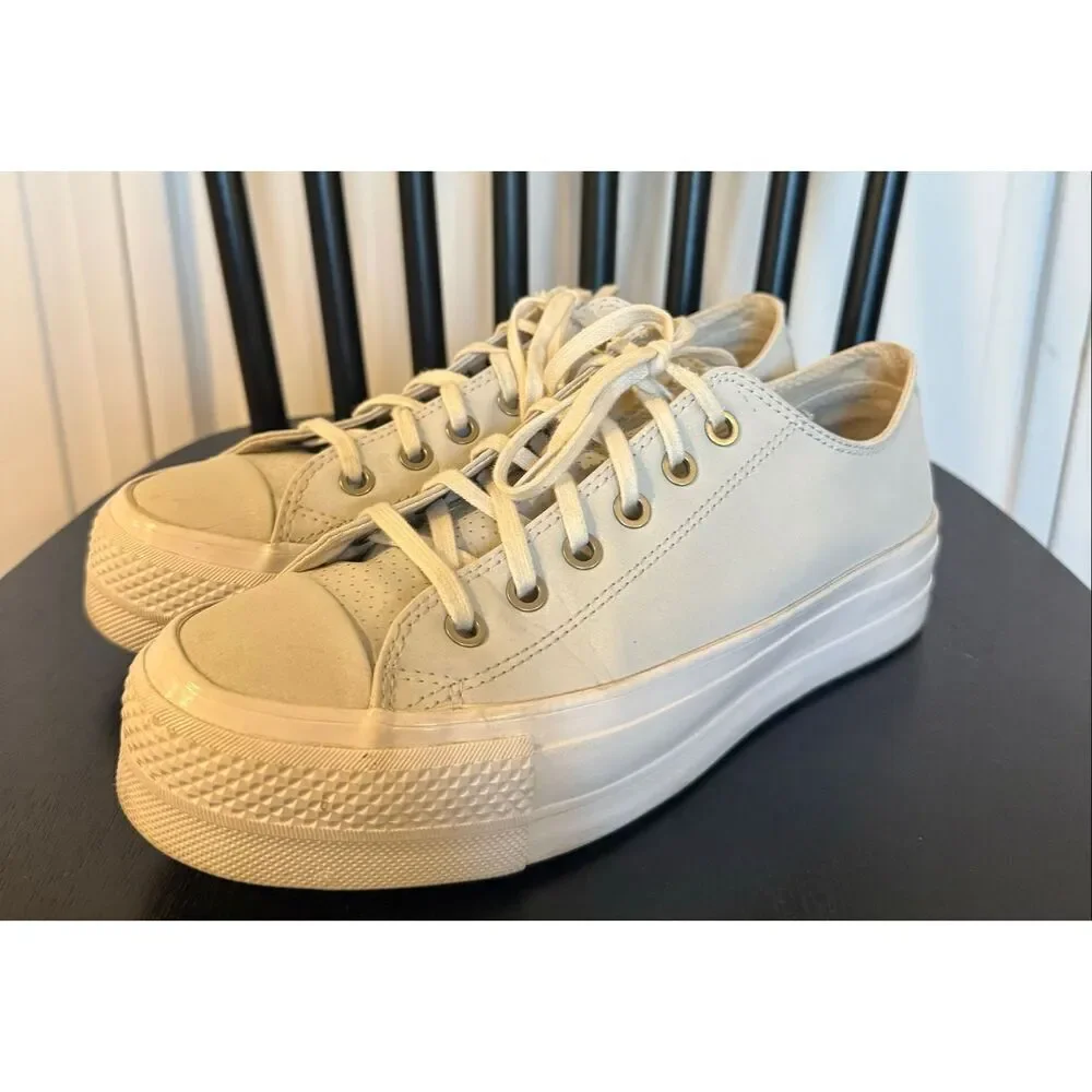 Chuck Taylor All Star Lift platform golden hits leather sneaker 8.5